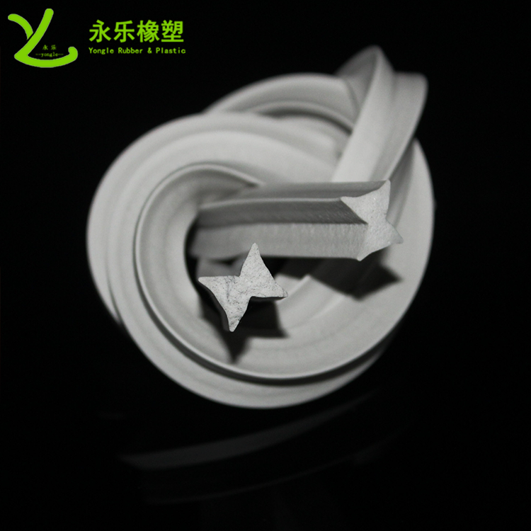 硅膠泡棉膠條，阻燃硅膠泡棉膠條，耐高溫發泡硅膠條