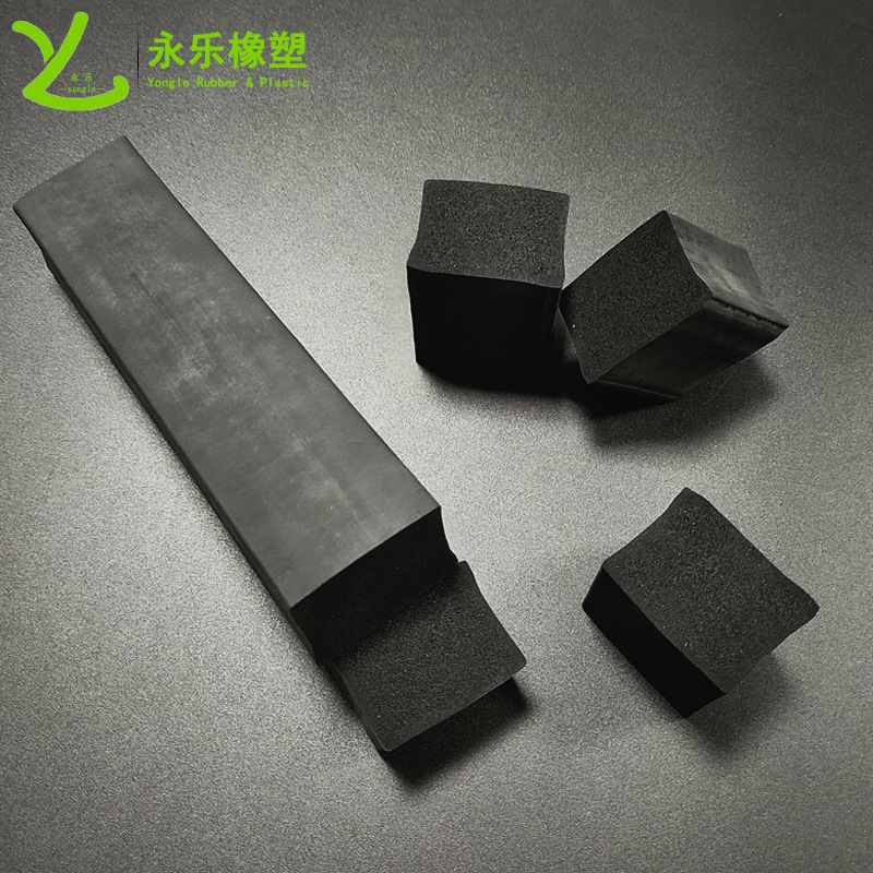 輕軌減震發泡硅膠條